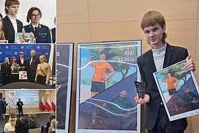 Szymon Migdalski z wyróżnieniem w konkursie „Plakat! Akcja! Reakcja!”-6073