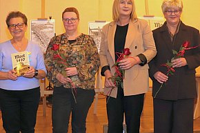 Spotkanie autorskie z Anną Skrzypińską w klubie „Popiel” na Zagoplu-6083