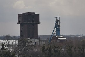Pięcioletnie urlopy i nawet 170 tys. zł odprawy. Zmiany dla dużej grupy-45672