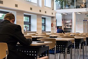 Zmiany w przepisach o wynagrodzeniach. Zapłacą za gotowość do pracy-47058