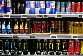 Popularne napoje pójdą ostro w górę. Rząd szykuje podwyżkę VAT-48039