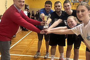 W ZSO Kruszwica odbył się Turniej Mikołajkowy o Puchar Dyrektora ZSO-48144
