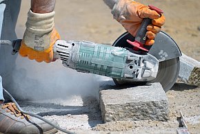 Weszły nowe przepisy. ZUS przyjmuje setki tysięcy wniosków-49170