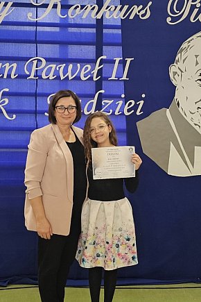 Sukces uczennicy Szkoły Podstawowej nr 1 w powiatowym konkursie-5957