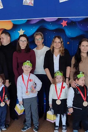 W SP Rusinowo odbyło się pasowanie na przedszkolaka! [ZDJĘCIA]-6048