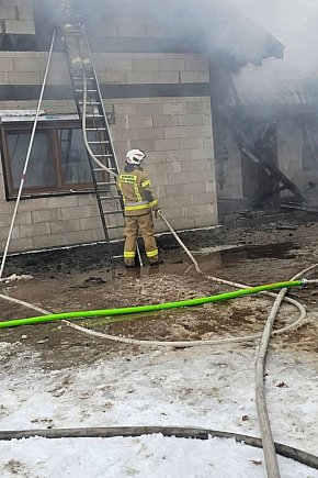 Trwa akcja i pomoc dla pogorzelców w miejscowości Sukowy [SZCZEGÓŁY]-6051