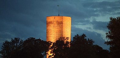 Silny wiatr. Jest ostrzeżenie dla Kruszwicy i okolic-46897