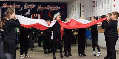 Wieczornica patriotyczna w Sławsku Wielkim [ZDJĘCIA]-47198