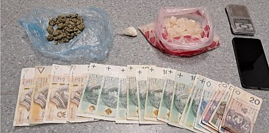 Areszt za chuligankę, groźby i narkotyki. Biegał z nożem po ulicy-47348