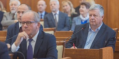 Sesja sejmiku województwa. Jakie decyzje podjęto? [FOTO]-47676