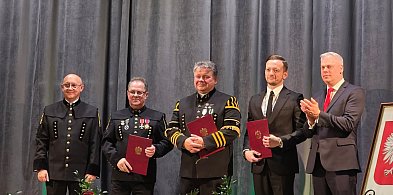 Jerzy Gawęda z tytułem Generalnego Honorowego Dyrektora Górniczego-48060