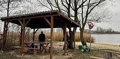 Tomasz Frejliszek: Zakończono realizację altany w sołectwie Grodztwo.-48138