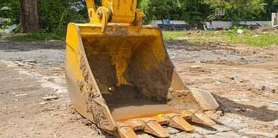 Mieszkańcy Dworcowej czekają na utwardzenie terenu przy garażach-48135