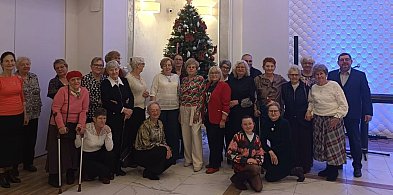 Mieszkańcy Osiedla nr 1 i 2 spotkali się przy świątecznym stole [ZDJĘCIA]-48438