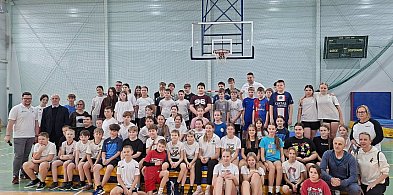 Lekcja wychowania fizycznego „Poznaj Mistrza!” w Kruszwicy-48637