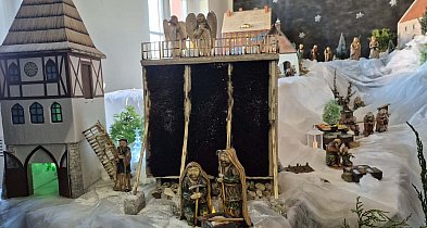 Piękna szopka świąteczna czeka na mieszkańców w Szymborzu-48664