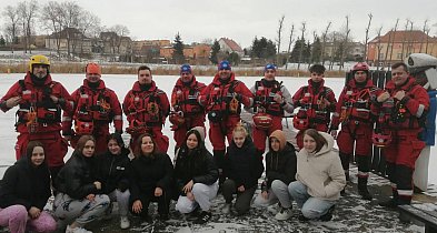 Bezpieczne zasady przebywania na lodzie z kruszwickimi ratownikami-49252