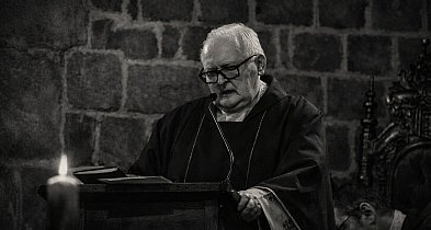Nie żyje były proboszcz kruszwickiej kolegiaty ks. Roman Kotecki
