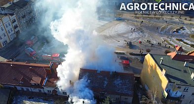 Pożar sklepu w Kruszwicy. Zobacz nagranie z drona [VIDEO]