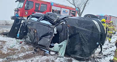 BMW dachowało pod Kruszwicą. Wypadek na trasie Papros–Bronisław