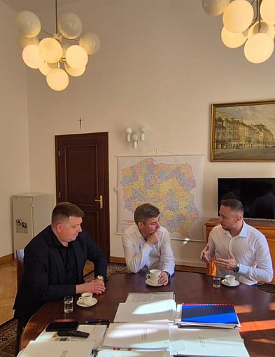 Spotkanie w KPRM w sprawie inwestycji drogowych dla Inowrocławia-45548