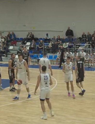 Trwa mecz Żak Insta-Serwis Koszalin - Kamte Basket 2010 Kruszwica (2 LM)-48243