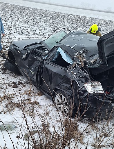 BMW dachowało pod Kruszwicą. Wypadek na trasie Papros–Bronisław