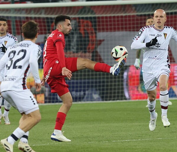 Cztery pary z ekstraklasy w 1/8 finału piłkarskiego Pucharu Polski-47062