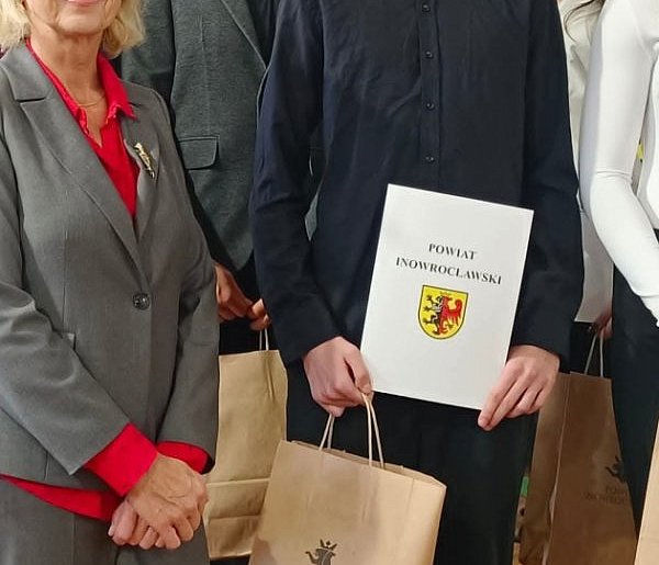 Uczniowie Zespołu Szkół im. Kazimierza Wielkiego w gronie stypendystów-47129