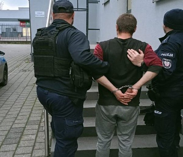 Alkohol, sądowy zakaz i nielegalny pobyt-47534