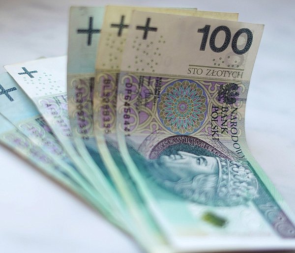 Zmiany w wypłatach 800 plus. Grudzień przyniesie niespodziankę-48005