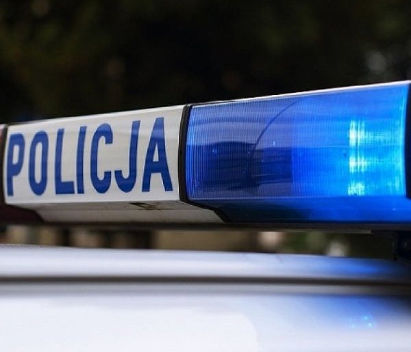 Policyjny pościg za skradzioną ciężarówką. Pojazd skradziono w Kruszwicy-48093