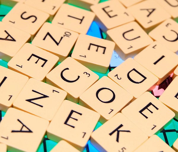 To słowo podbiło polską młodzież! Młodzieżowe Słowo Roku 2025 już wybrane-48113