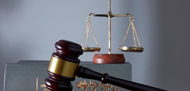 Zwolnienie pracownika Urzędu Miejskiego w Kruszwicy. Co ustalił sąd pracy?