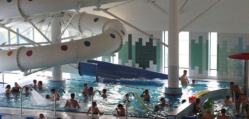 Dostęp do krytej pływalni dla dzieci z Kruszwicy na preferencynych warunkach