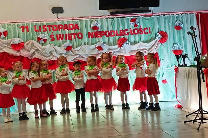 Wychowanki MOW Kruszwica na wydarzeniu &quot;Starszaki i Dzieciaki dla Niepodległej&quot;