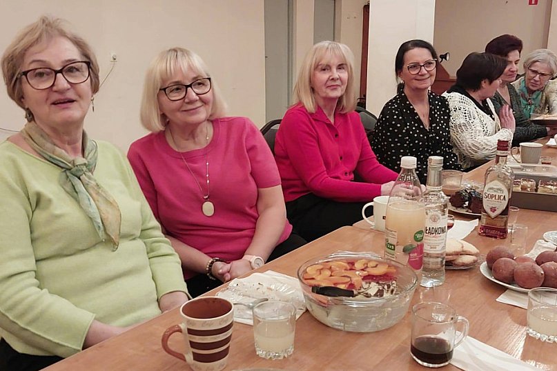 Stowarzyszenie UTW w Kruszwicy na zabawie andrzejkowej [VIDEO]