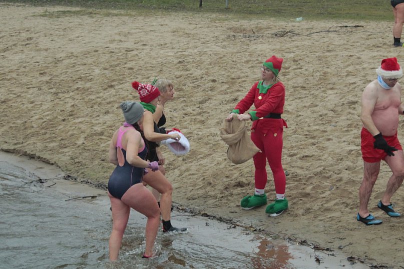 Mikołajkowe morsowanie na Gople