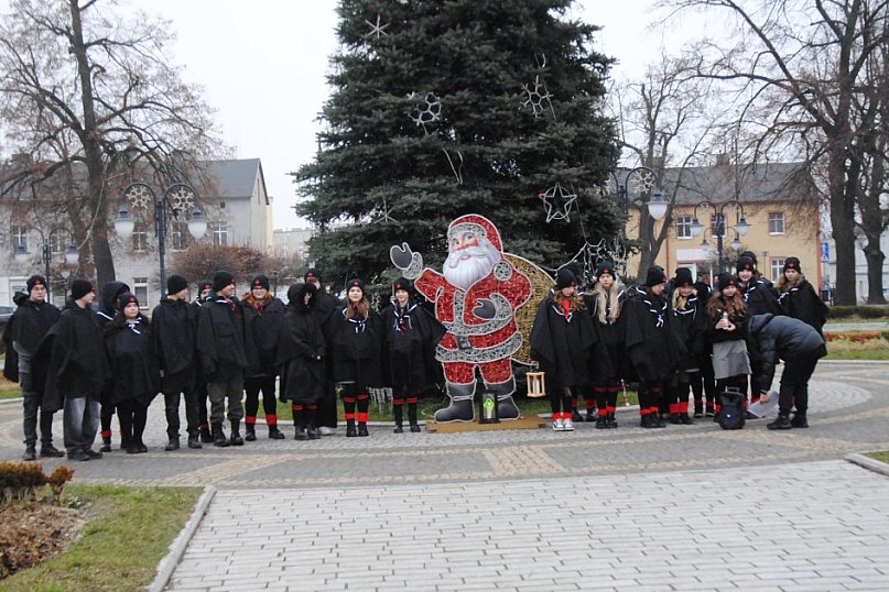 Betlejemskie Światełko Pokoju w Kruszwicy [ZDJĘCIA]
