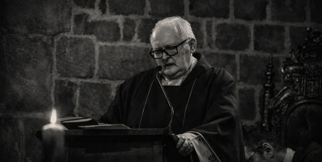 Nie żyje były proboszcz kruszwickiej kolegiaty ks. Roman Kotecki