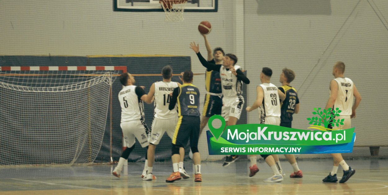 Zwycięstwo UKS Basket 2010 Kruszwica w niedzielnym spotkaniu [ZDJĘCIA]